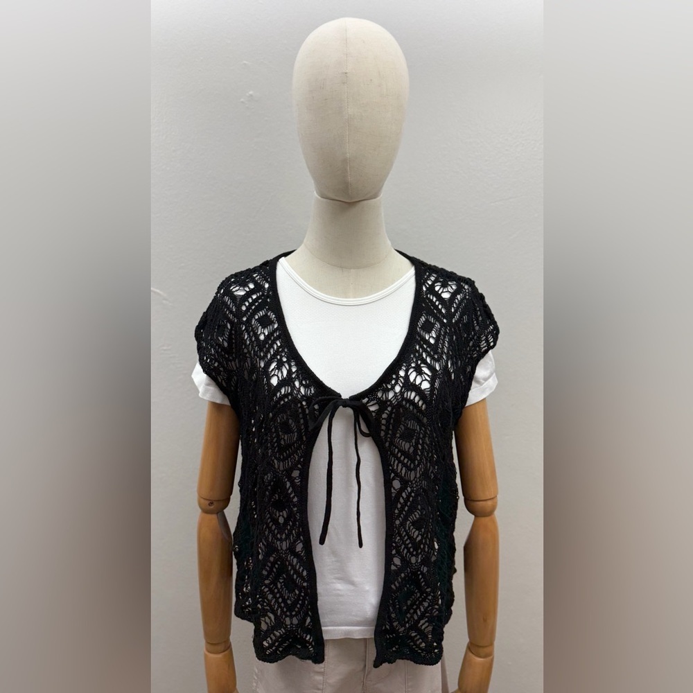 Converse One Star Black Crochet Open Front Vest XL